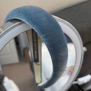 Velvet headband blue
